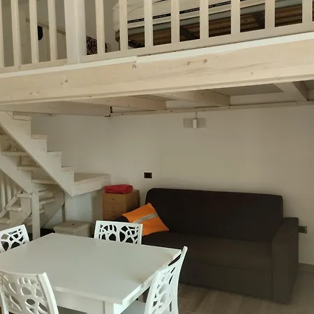 Miro Vacanze Βιέστε